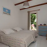 Marina Di Santa Giulia Daire *