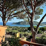 Marina Di Santa Giulia Daire