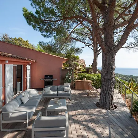 Marina Di Santa Giulia Apartment