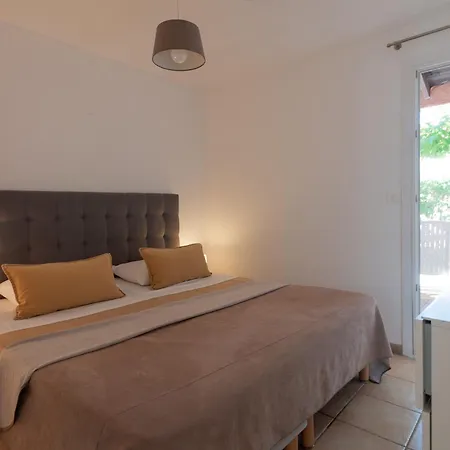 Apartment Marina Di Santa Giulia
