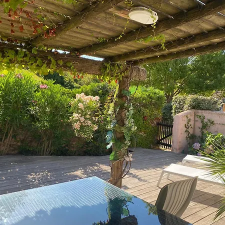 Marina Di Santa Giulia Apartment *
