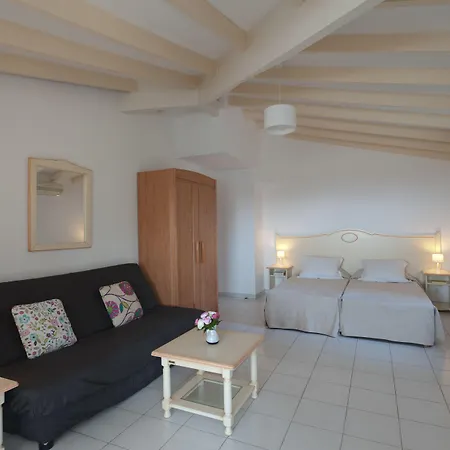 Marina Di Santa Giulia Apartment *