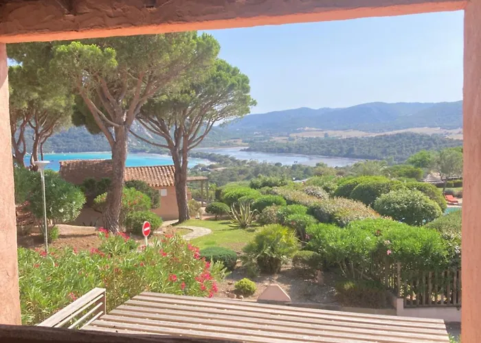 Апартаменты Marina Di Santa Giulia