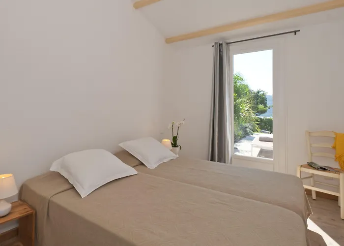 Marina Di Santa Giulia * Порто-Веккьо