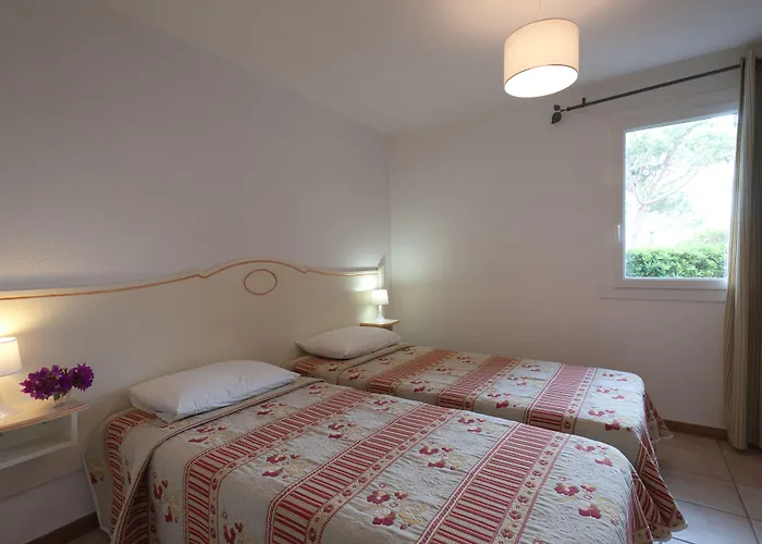 Marina Di Santa Giulia * Порто-Веккьо