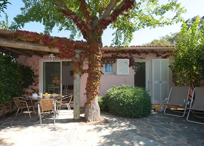 Marina Di Santa Giulia Апартаменты