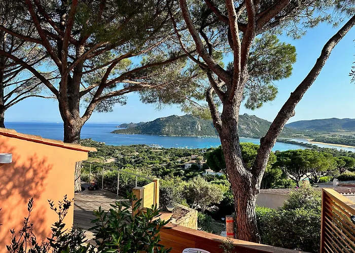 Marina Di Santa Giulia Апартаменты