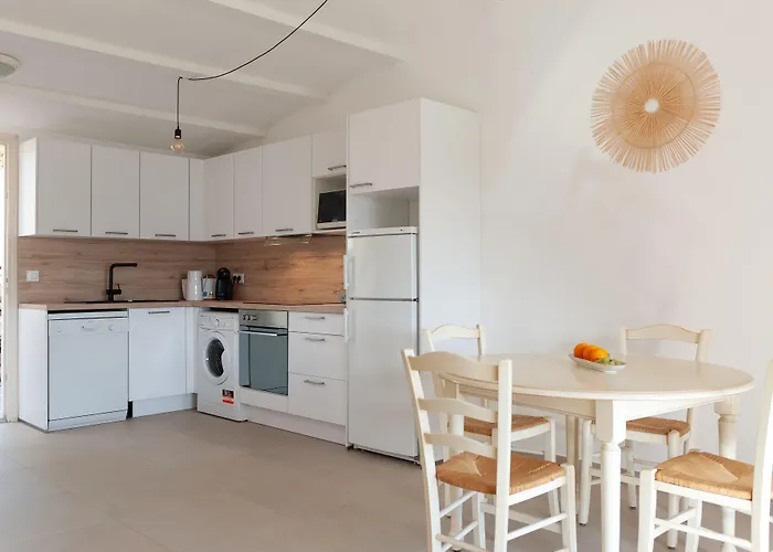 Marina Di Santa Giulia Apartment